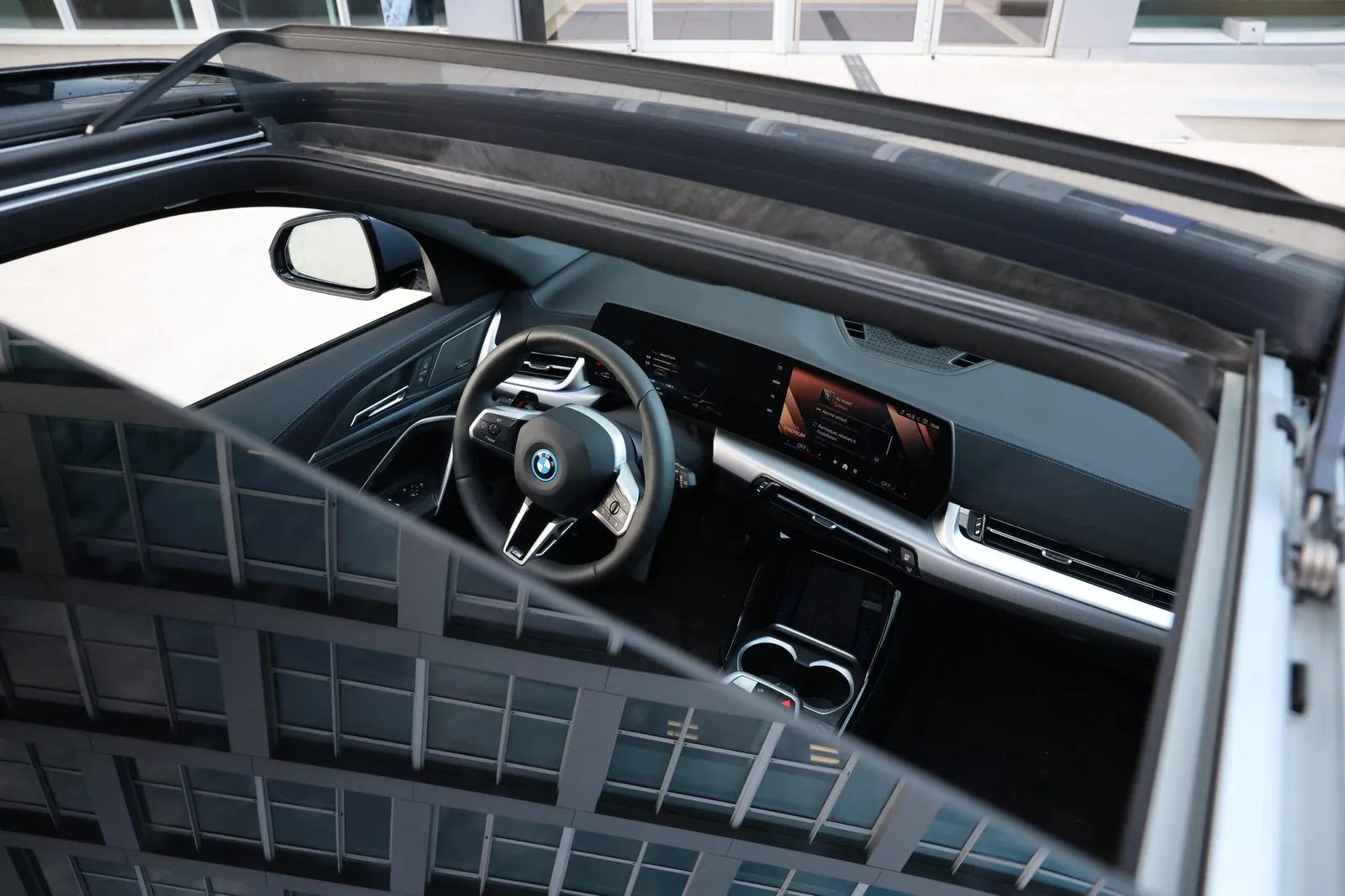 BMW X1 30E