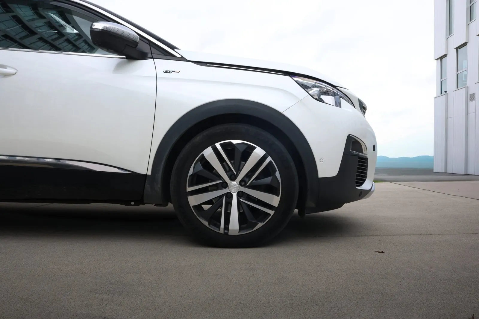 PEUGEOT 3008 GT