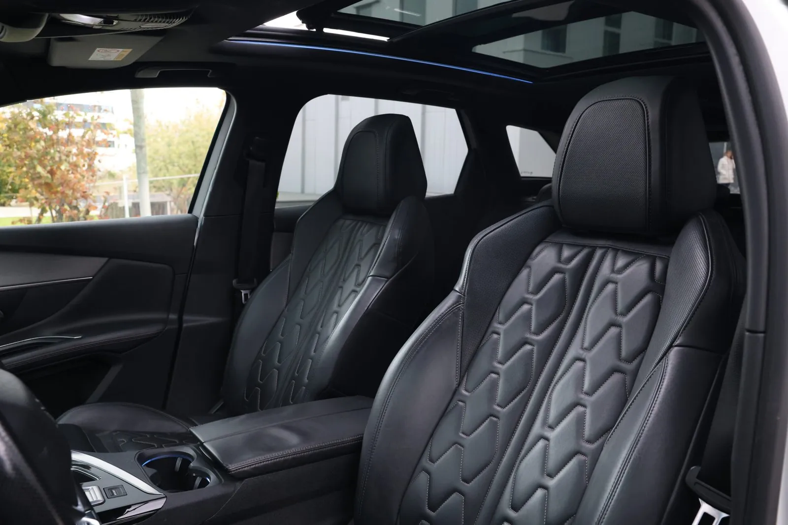 PEUGEOT 3008 GT