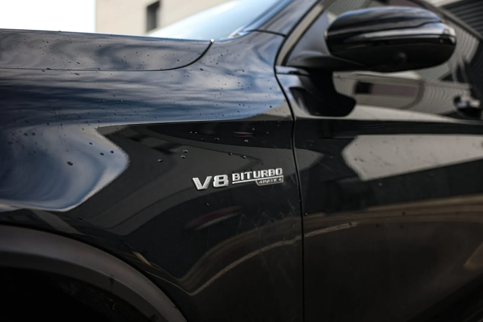 MERCEDES GLC