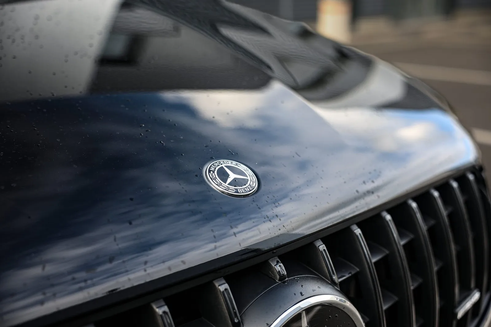 MERCEDES GLC