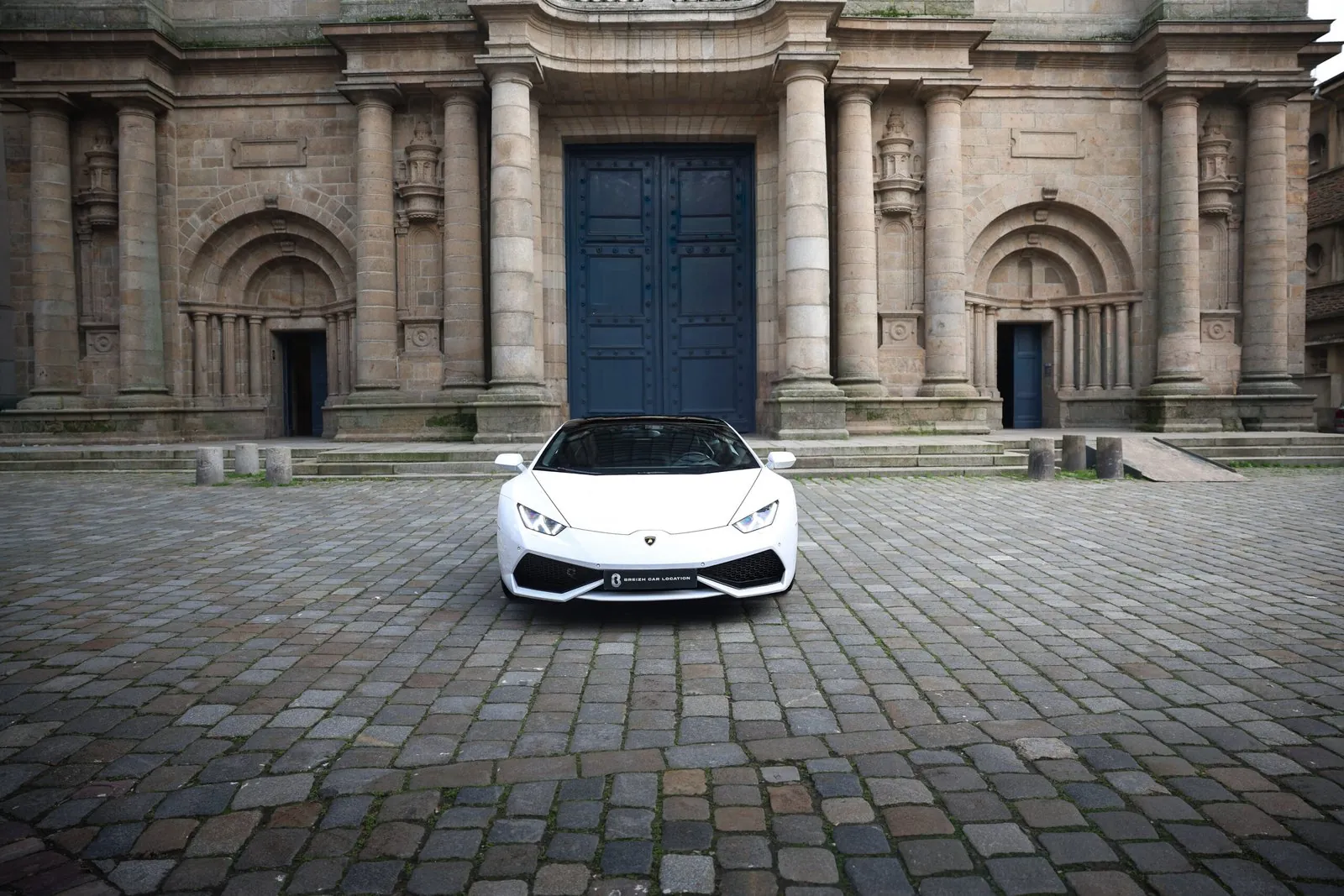 LAMBORGHINI HURACAN