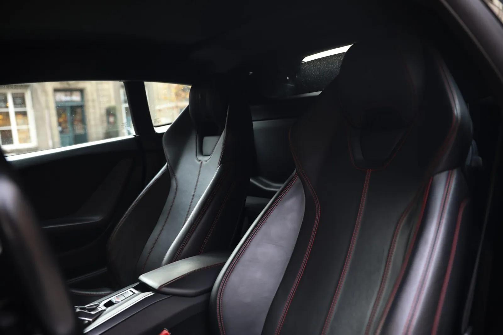 LAMBORGHINI HURACAN