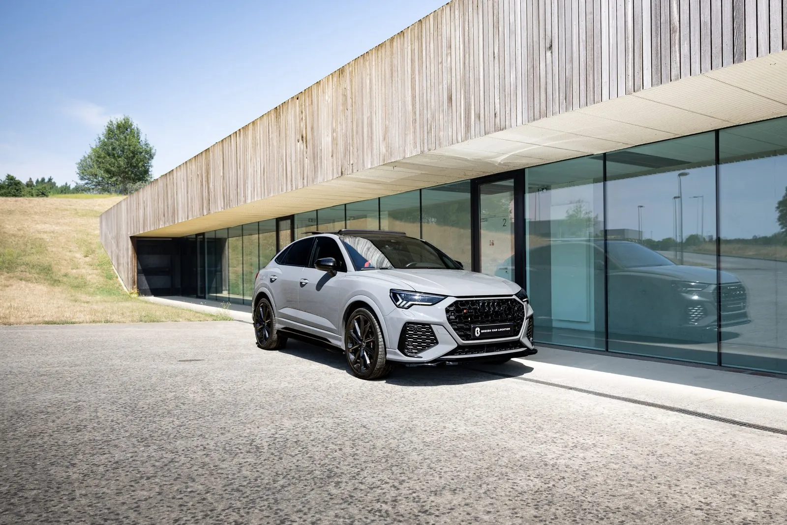 AUDI RSQ3