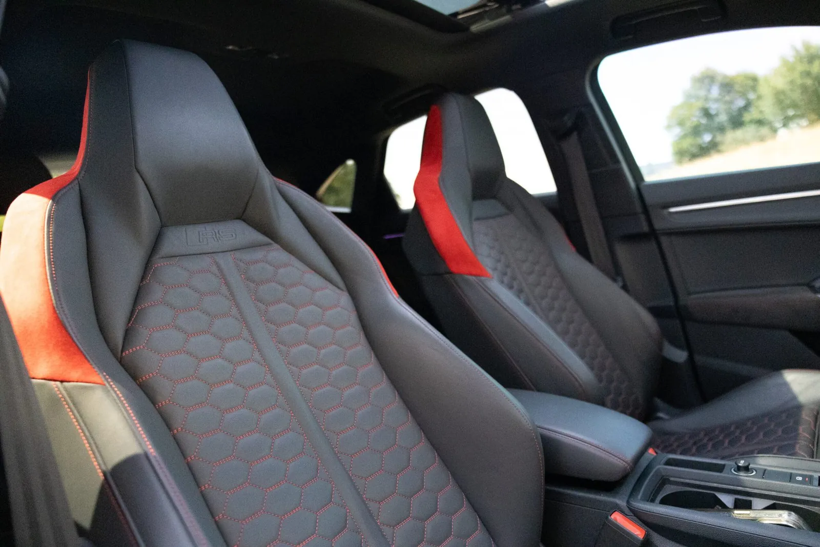 AUDI RSQ3