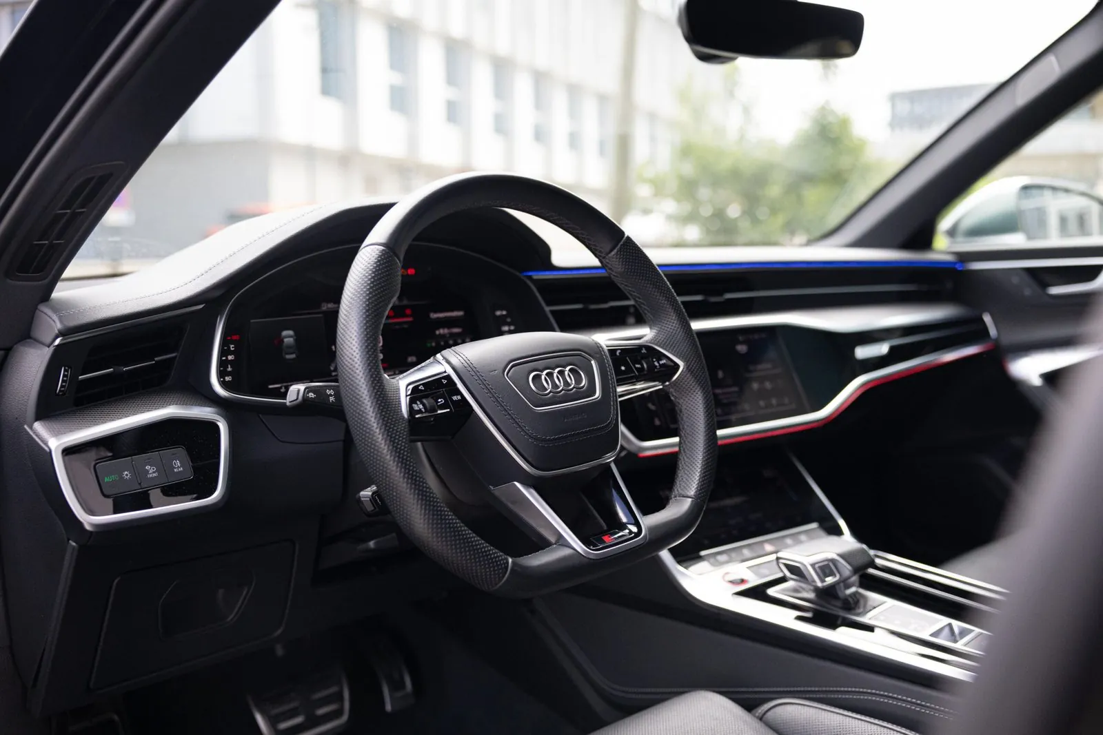 AUDI S6