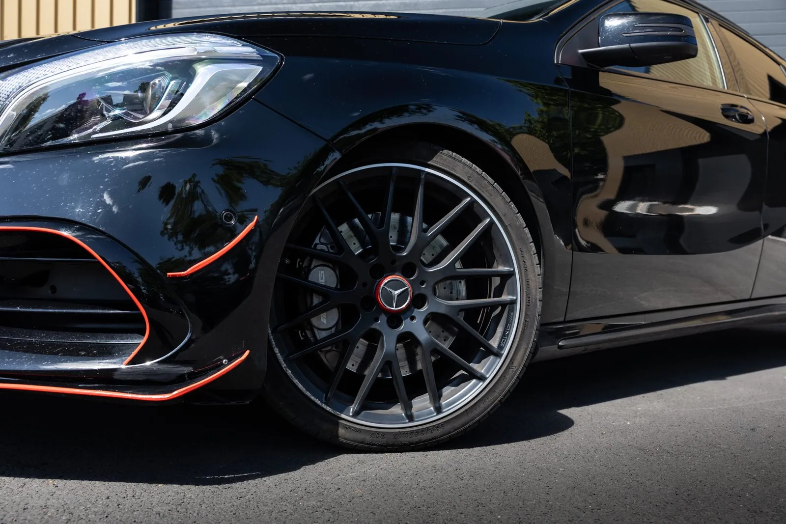MERCEDES A45 AMG