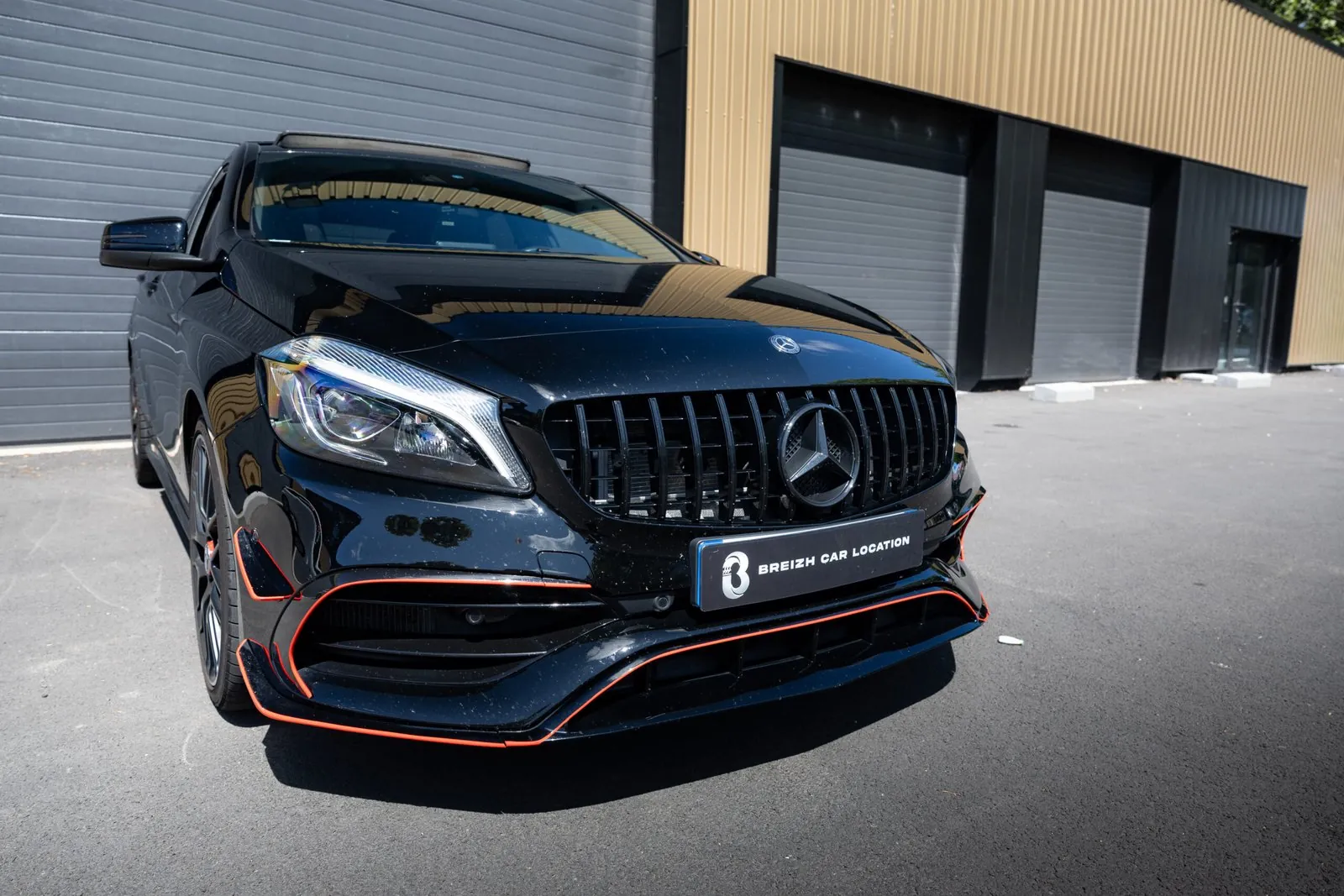 MERCEDES A45 AMG